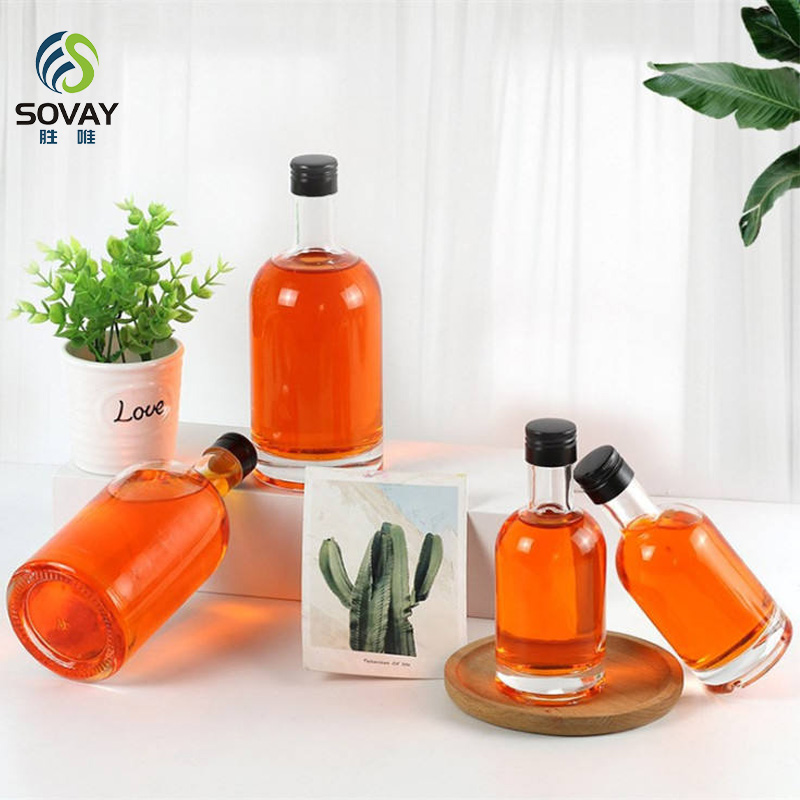 SW29 Retro Distillery Style Glass Bottle with Secure Seal Wood Stopper