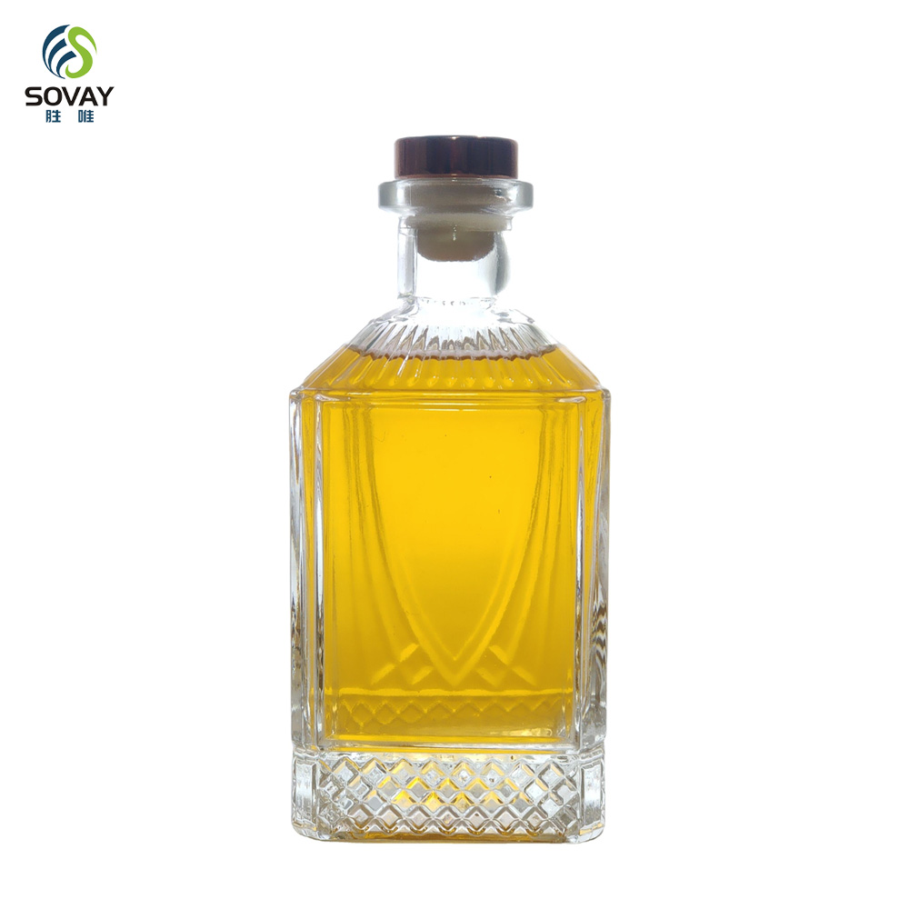 SW165 High Quality Square Customized 750 Ml Wine Bottles Vertical Glass Beer Beverage Drinking Storage Glass Wine Bottles