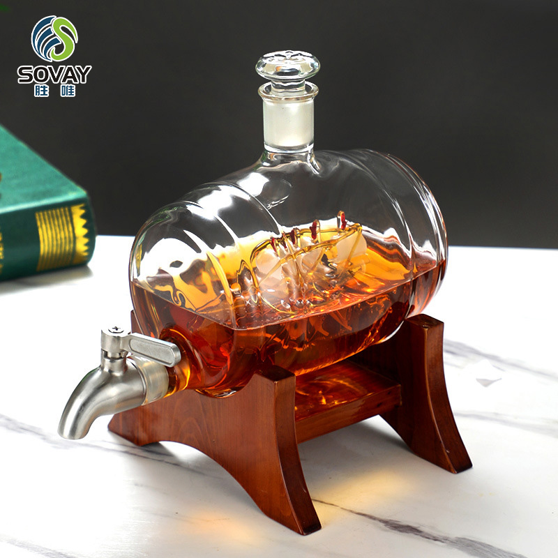 SA17N Factory Directly Sells 850ml 1000ml Cheap Unique Antique Hand Made Blown Barrel Shaped Glass Wine Decanter with Wooden Stand