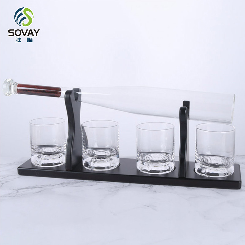SA13N Hot Sale Whiskey Decanter Set Revolver Bottle Glass Decanter Glass Container Baseball Shaped Glass Bottle
