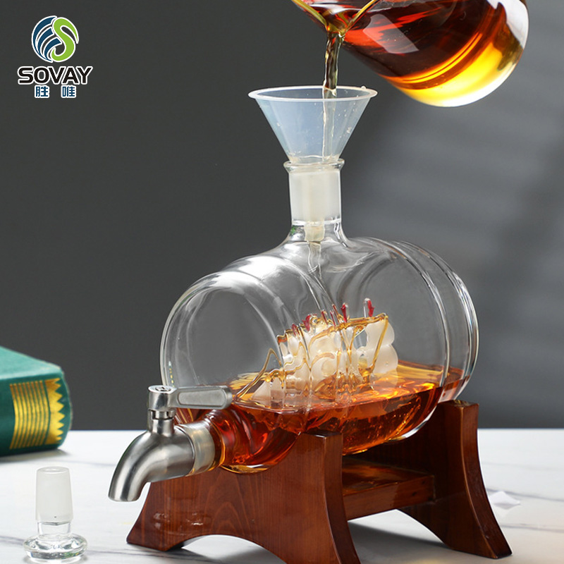 SA17N Factory Directly Sells 850ml 1000ml Cheap Unique Antique Hand Made Blown Barrel Shaped Glass Wine Decanter with Wooden Stand