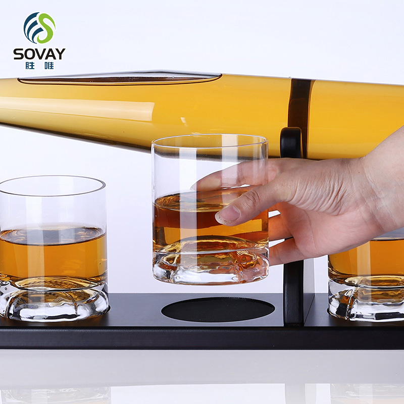 SA13N Hot Sale Whiskey Decanter Set Revolver Bottle Glass Decanter Glass Container Baseball Shaped Glass Bottle