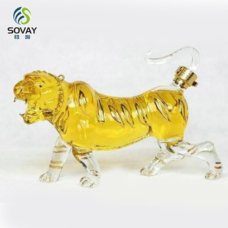 SA07N 500ml/1000ml/2500ml Handmade Zodiac Tiger Shaped Glass Bottle for Brandy / OEM Whiskey Decanter Wine Mugs Bottle